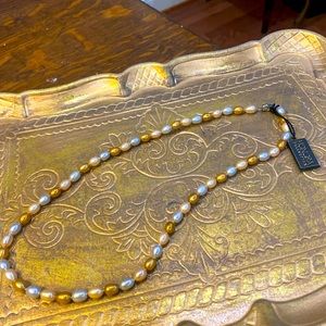 Honors freshwater pearl necklace.